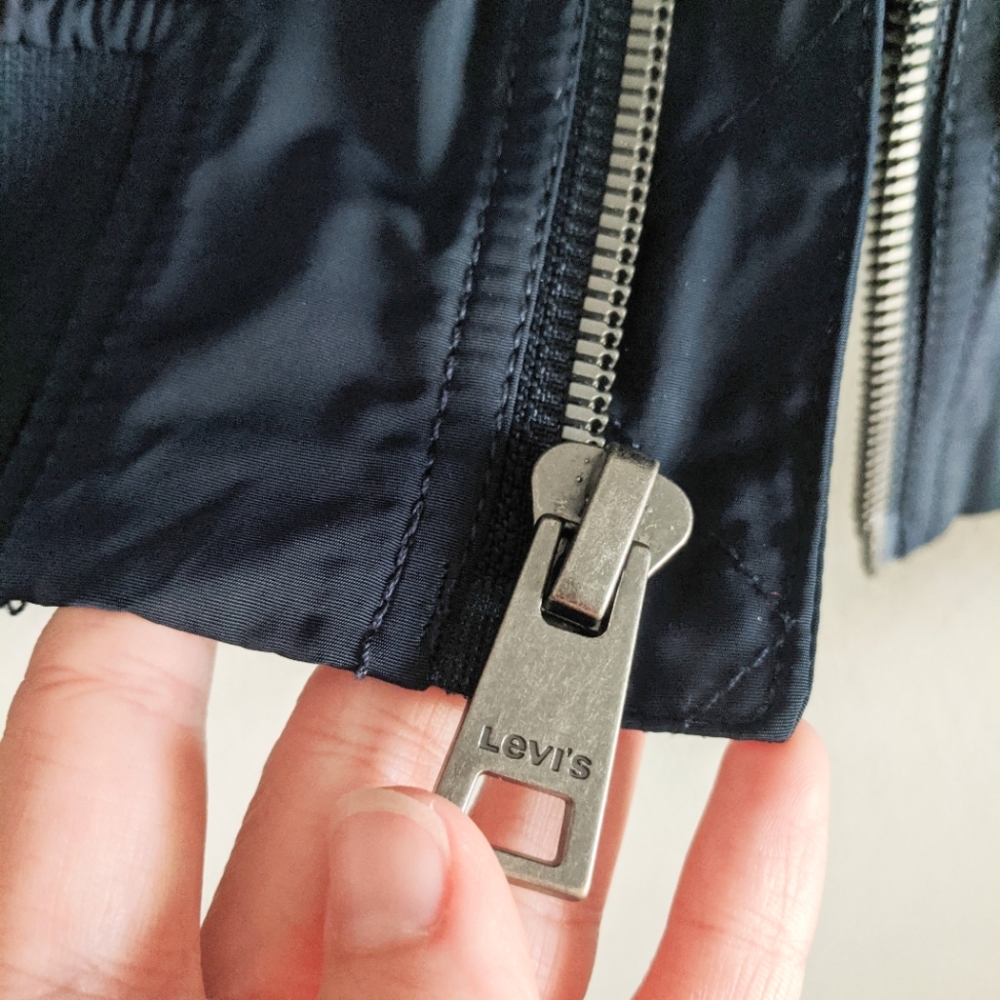 NWT Levi's Bomber Jacket, Navy, Size XS - Picture 3 of 8